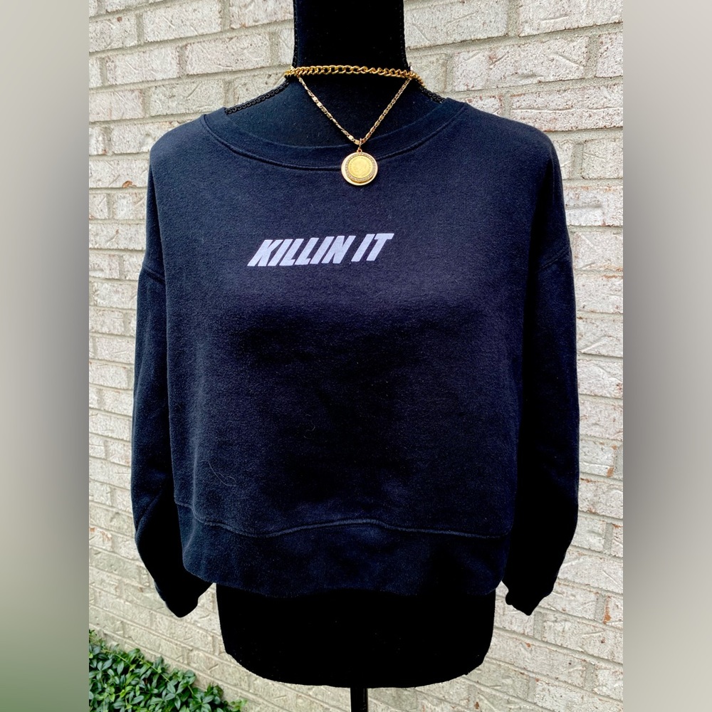 Dip Shirt Womens size L black color 
Ribbed Long Sleeve Crew Neck
Casual Ladies